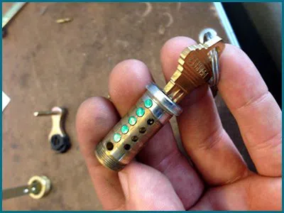 Father Son Locksmith Shop Floral Park, NY 914-402-7258 - 65-9